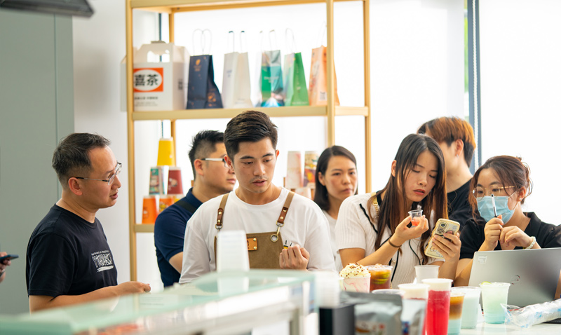 优狐国际 课程一角关于我们